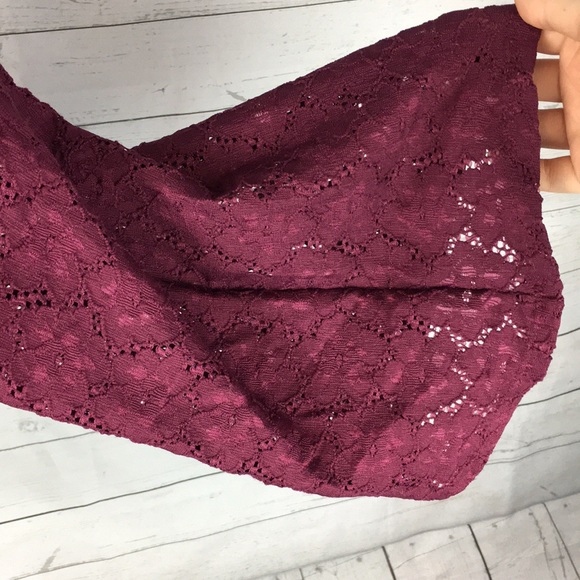 Maroon Lace Top - Picture 4 of 4